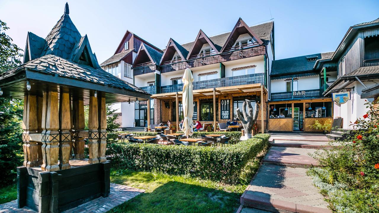 Pensiunea Belvedere Targu Neamt Exteriér fotografie